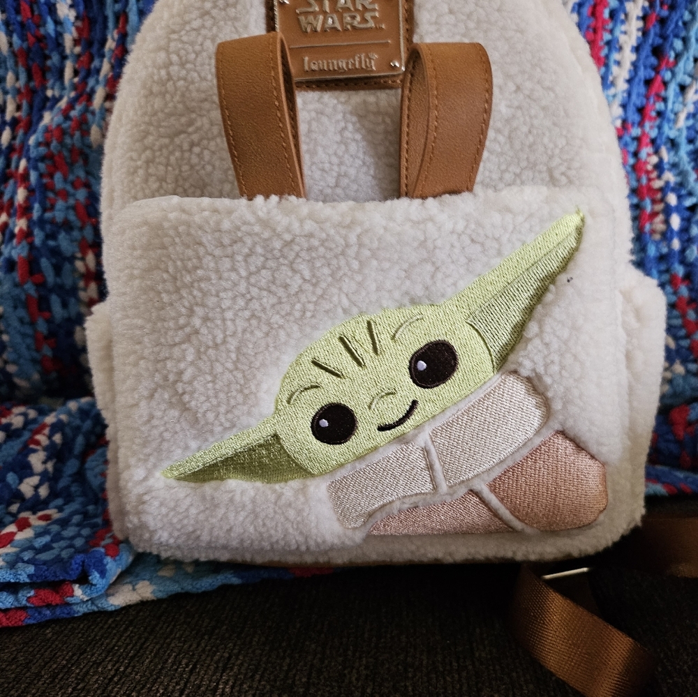 Loungefly Grogu Backpack . Never Used Gem